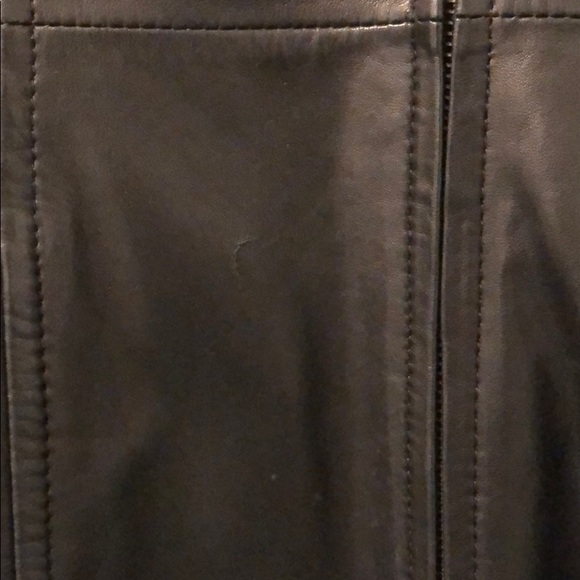Long leather jacket - Picture 5 of 9